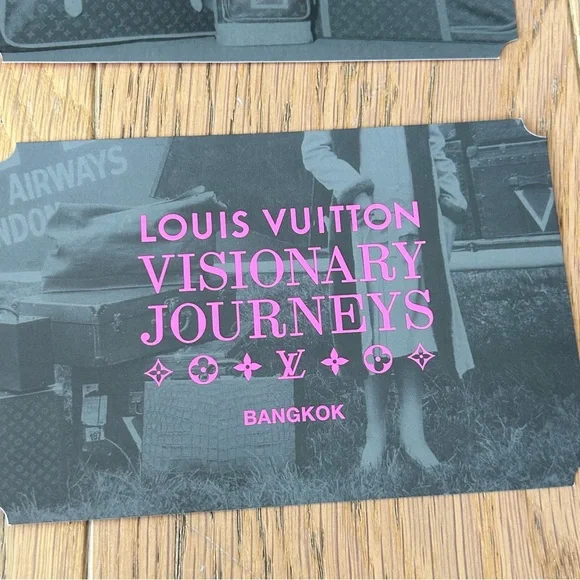 Louis Vuitton Limited Edition Postcards - Picture 4 of 10